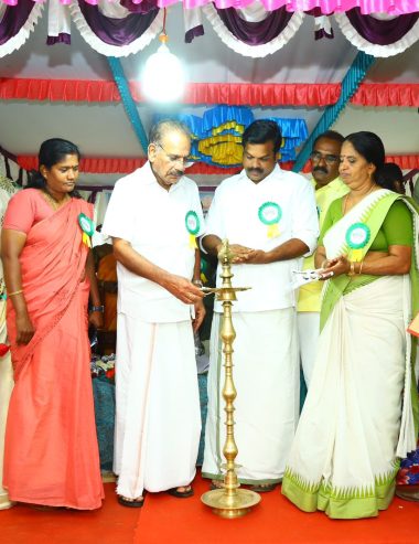 കോന്നി വനം ഡിവിഷനിൽ സൗരോർജ തൂക്ക് വേലി: നിർമ്മാണ ഉദ്ഘാടനം നടന്നു